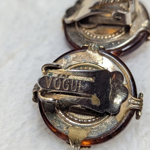 Vintage Vogue Amber Carnival Glass Button Clip Earrings - Picture 6 of 8